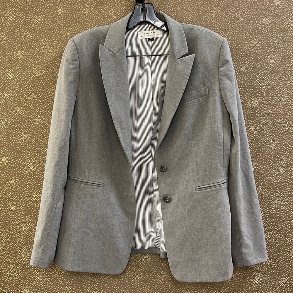🔥🔥🔥Tahari Gray Blazer Jacket size 10